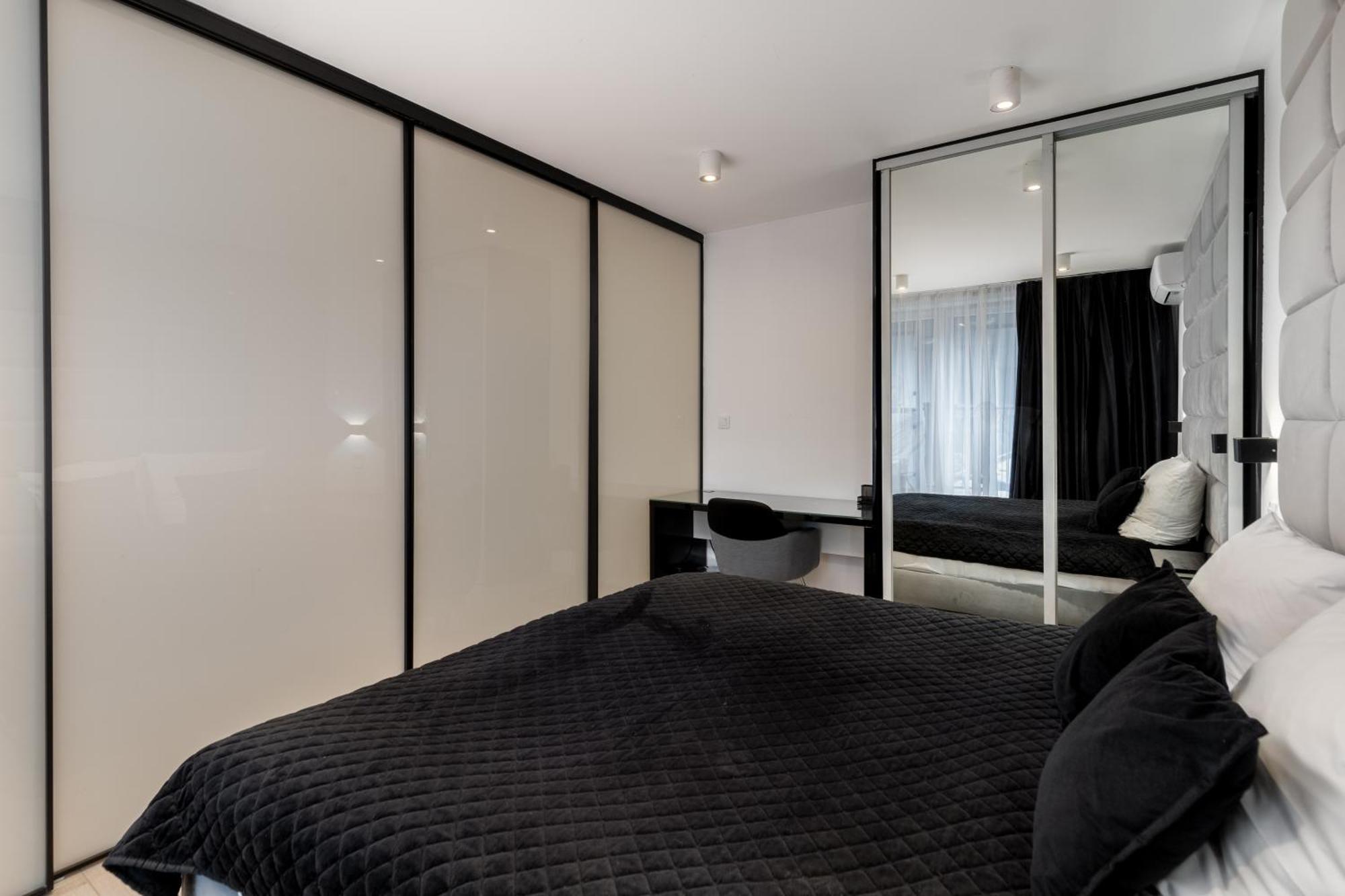 Diamonds Apartment Cracovie Extérieur photo
