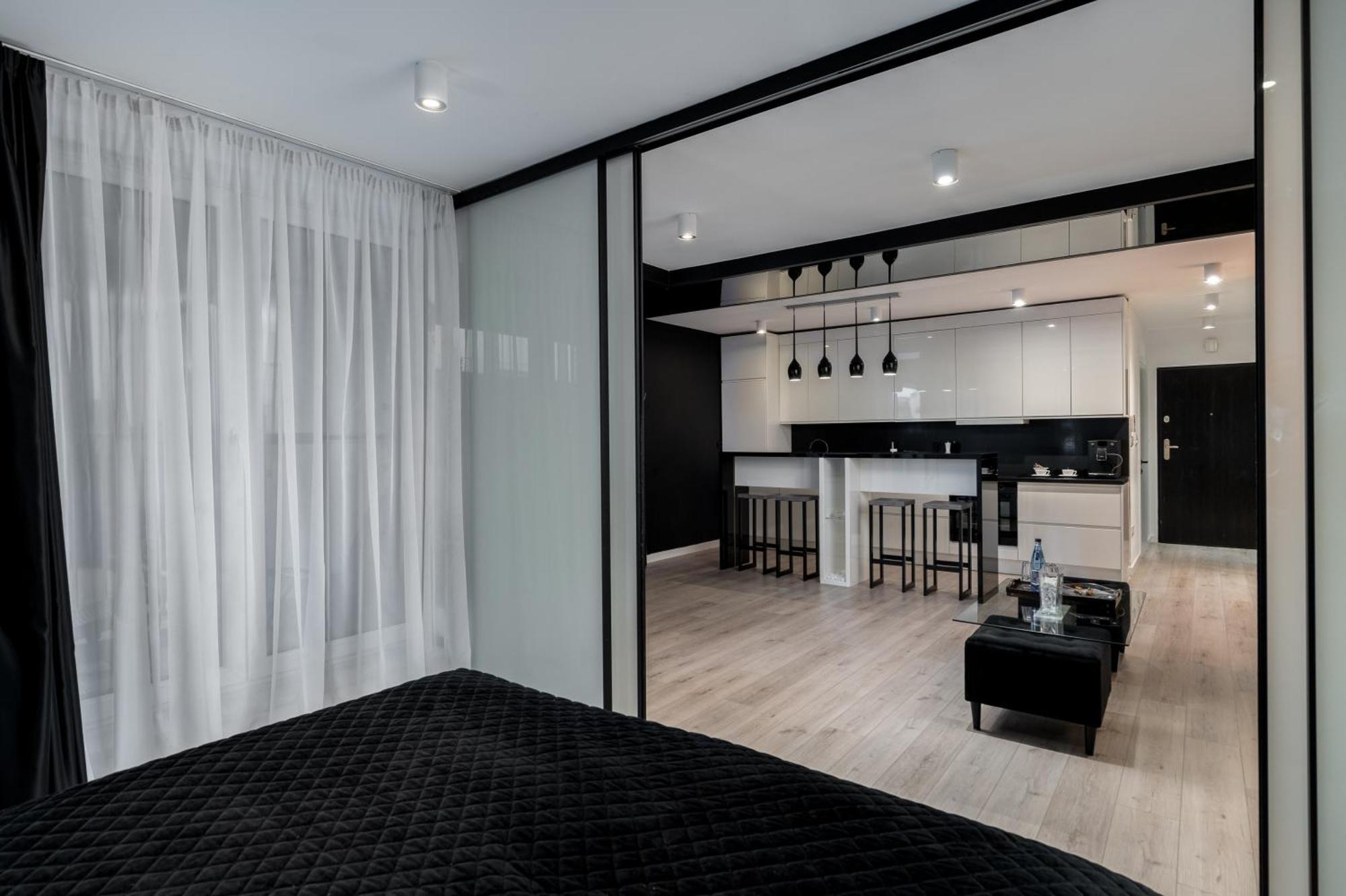 Diamonds Apartment Cracovie Extérieur photo